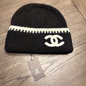 CHANEL BEANIE